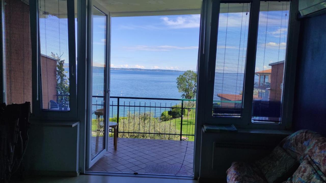 Front Lake Amazing View Manerba del Garda Esterno foto